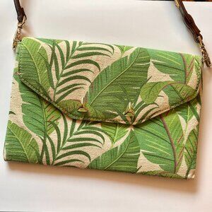 Stella And Dot Clutch Bag Purse Green Palm Leaf Jungle Print with Strap
